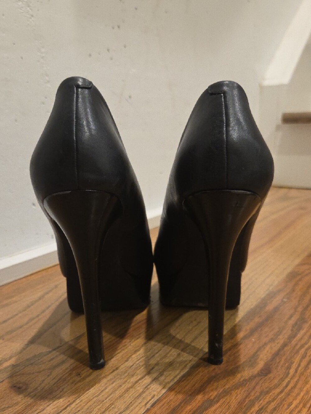 Jessica Simpson Black Platform Stiletto Pumps - Picture 7 of 9